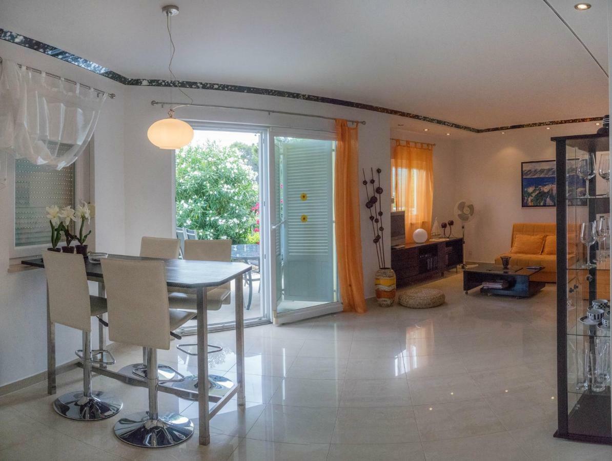 Apartment Annabela Banjol Dış mekan fotoğraf